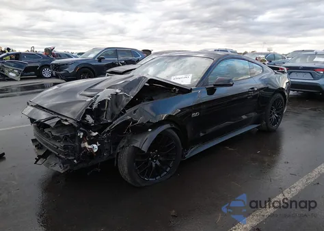 2021 Ford Mustang Gt Premium Fastback z USA, uszkodzony, nr VIN 1FA6P8CFXM5126627